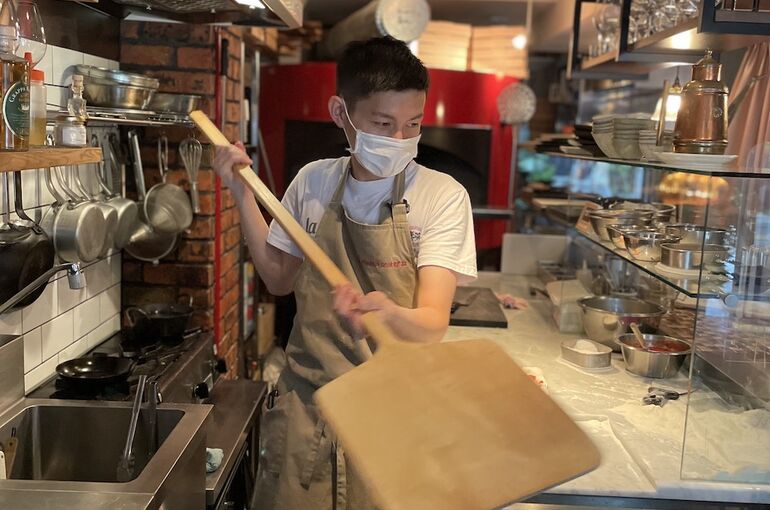 ピッツァ修行中